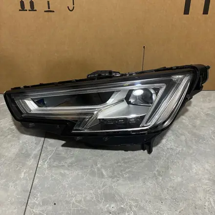 Audi A4 LH Headlight 8W0941033 Without Modules