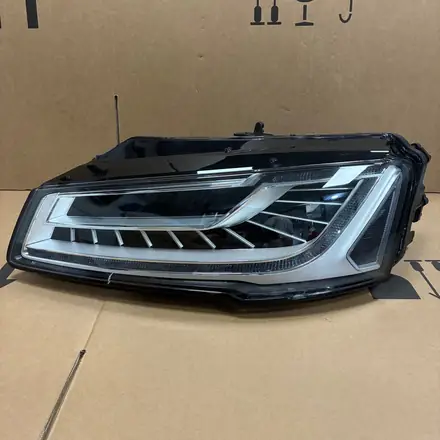 Audi A8 S8 D4 Facelift Left Matrix LED Headlight 4H0941033B No Modules