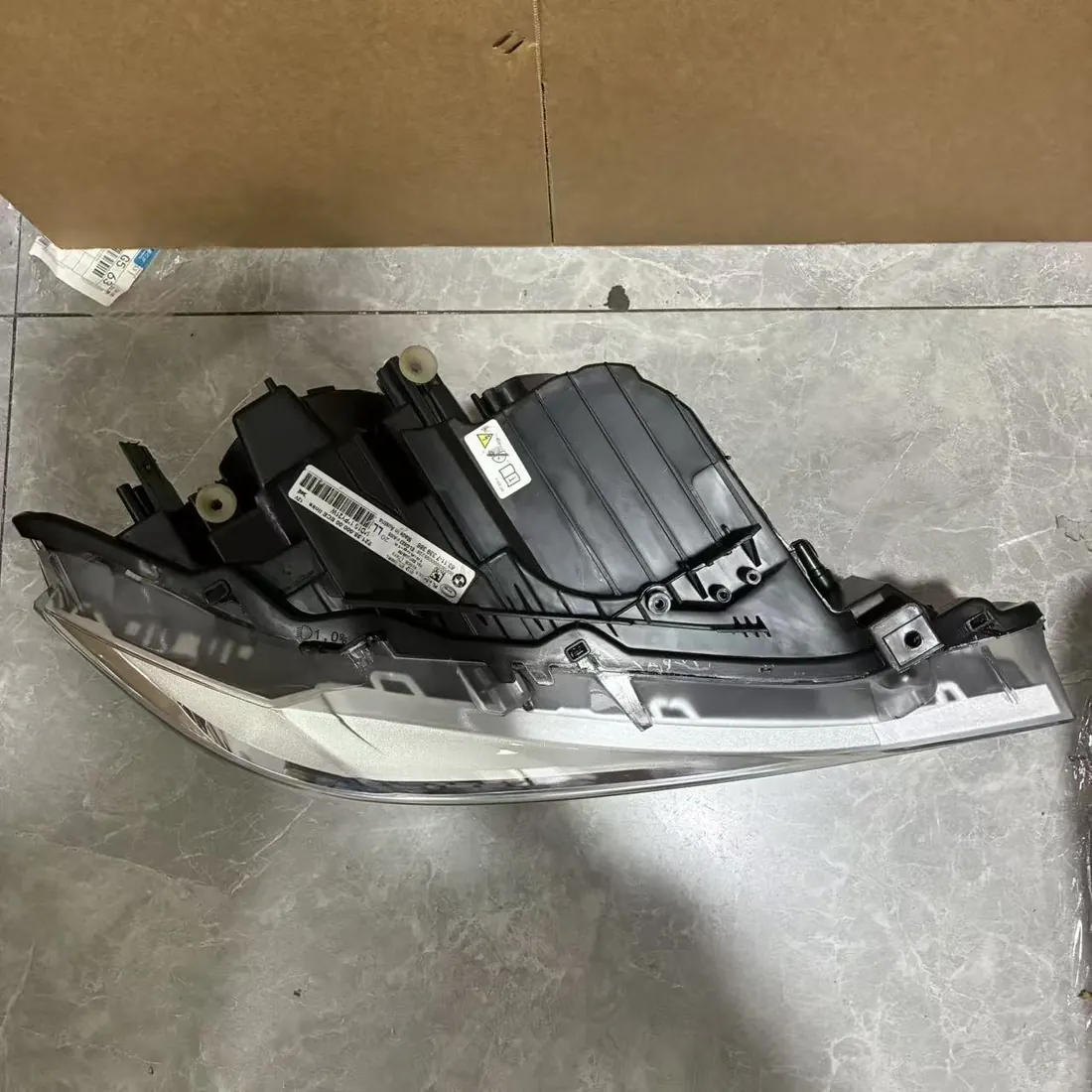 BMW 3 Series F30 F31 Pre-LCI 2012-2015 Bi-Xenon Headlight RH Original Used thumbnail 6