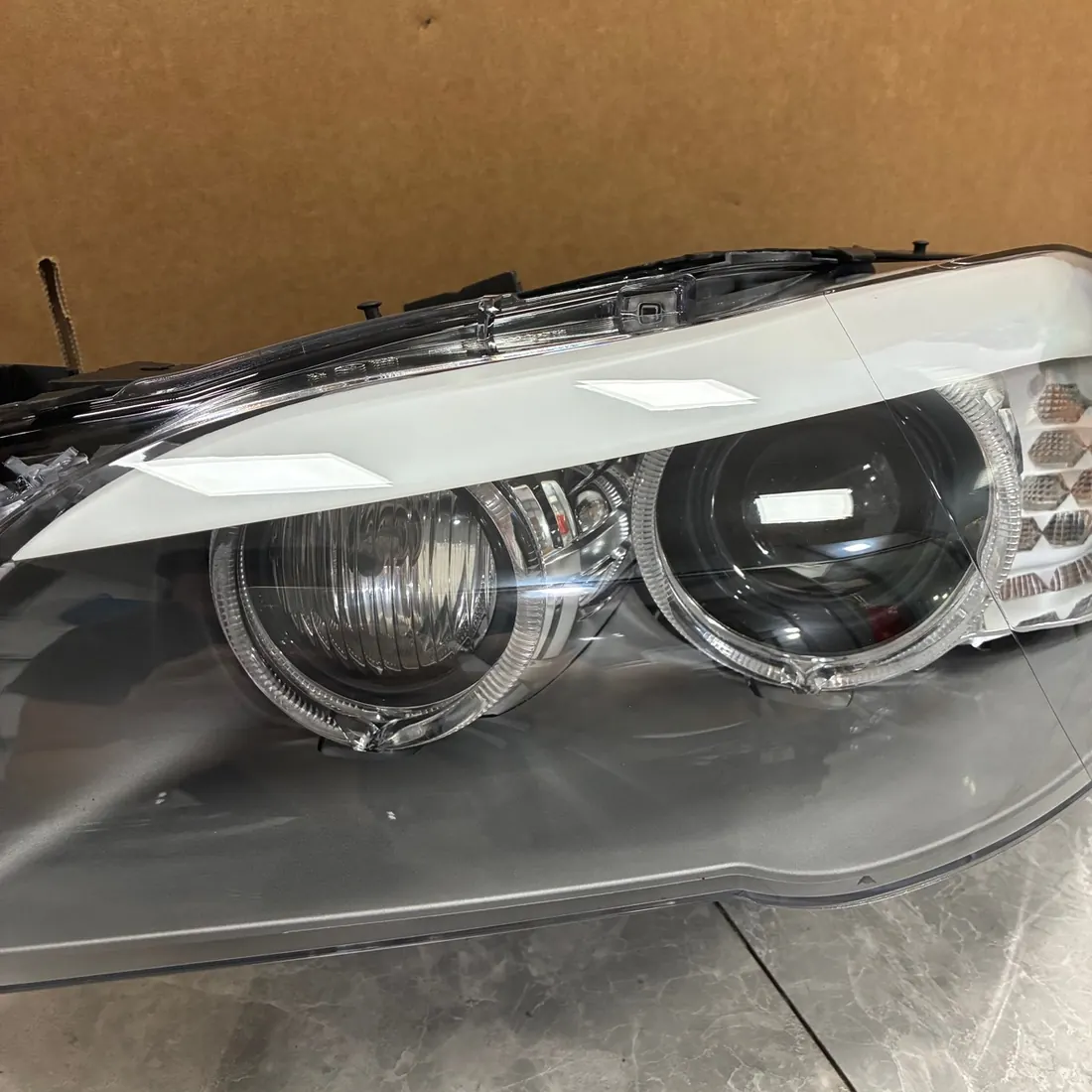 BMW 5 Series F10 F18 Pre-LCI Left Adaptive Bi-Xenon Headlight Bare thumbnail 2