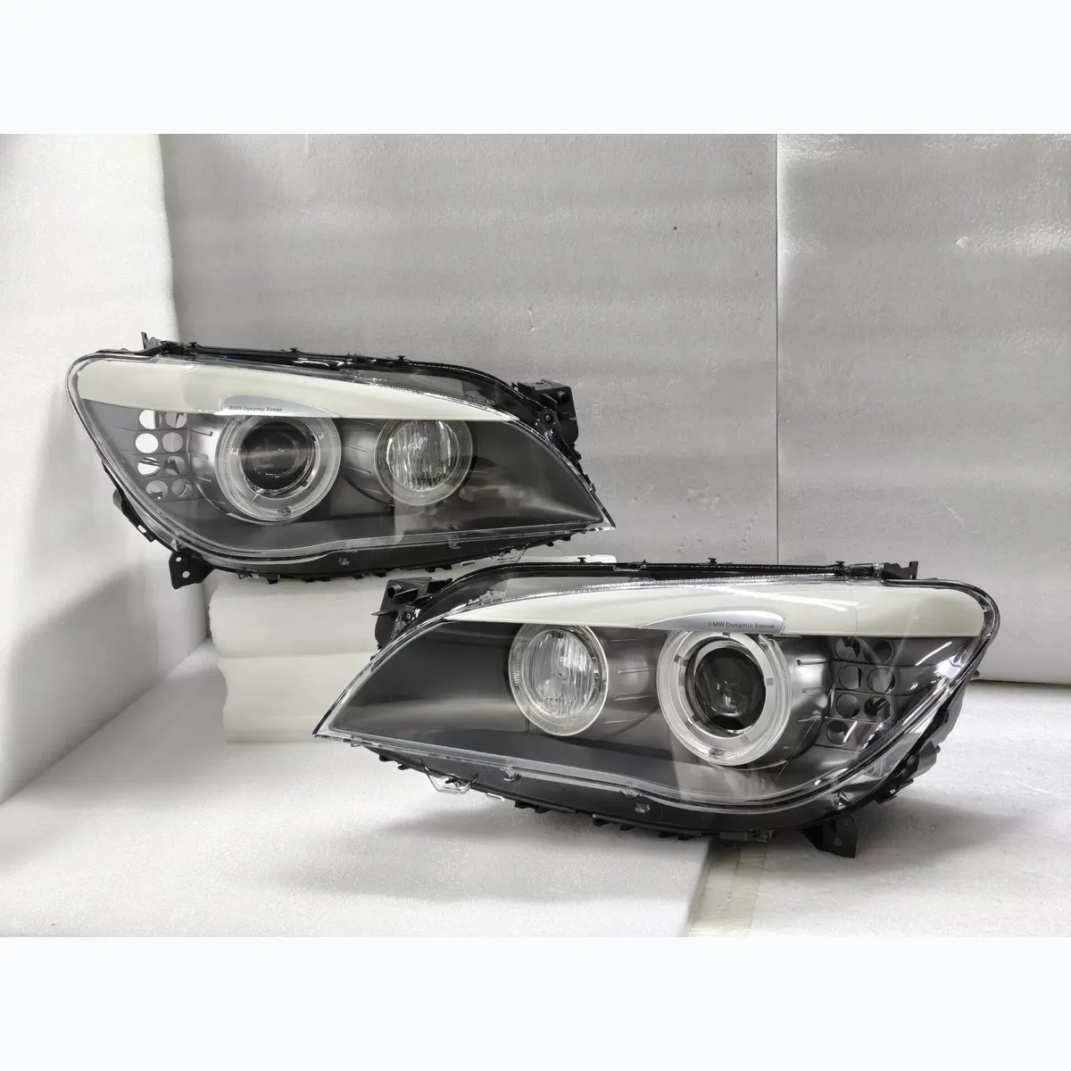 BMW F02 2009-2012 Dynamic Xenon Headlight Assembly Original Used thumbnail 3