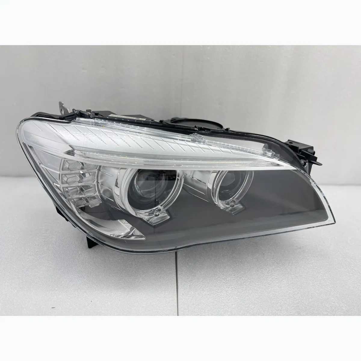 BMW F02 LCI 2013-2015 Xenon Headlight Assembly Original Used thumbnail 3