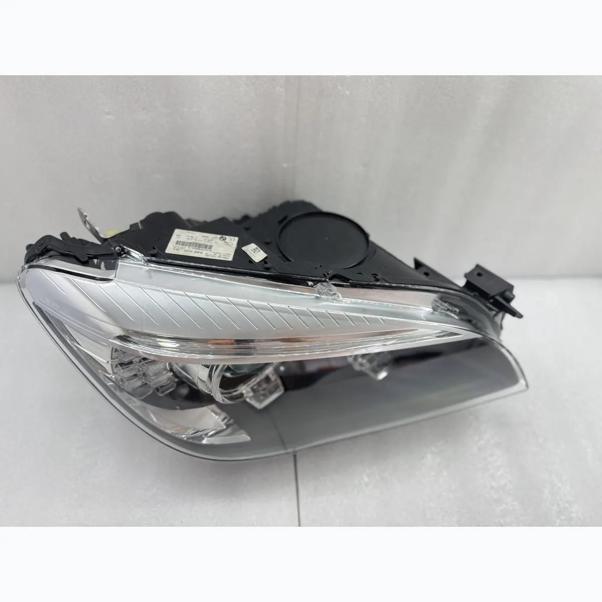 BMW F02 LCI 2013-2015 Xenon Headlight Assembly Original Used thumbnail 5