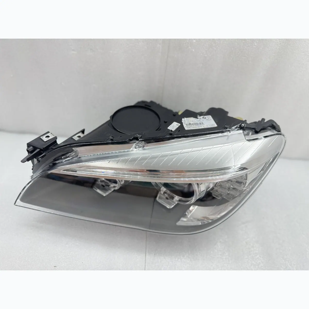 BMW F02 LCI 2013-2015 Xenon Headlight Assembly Original Used thumbnail 6