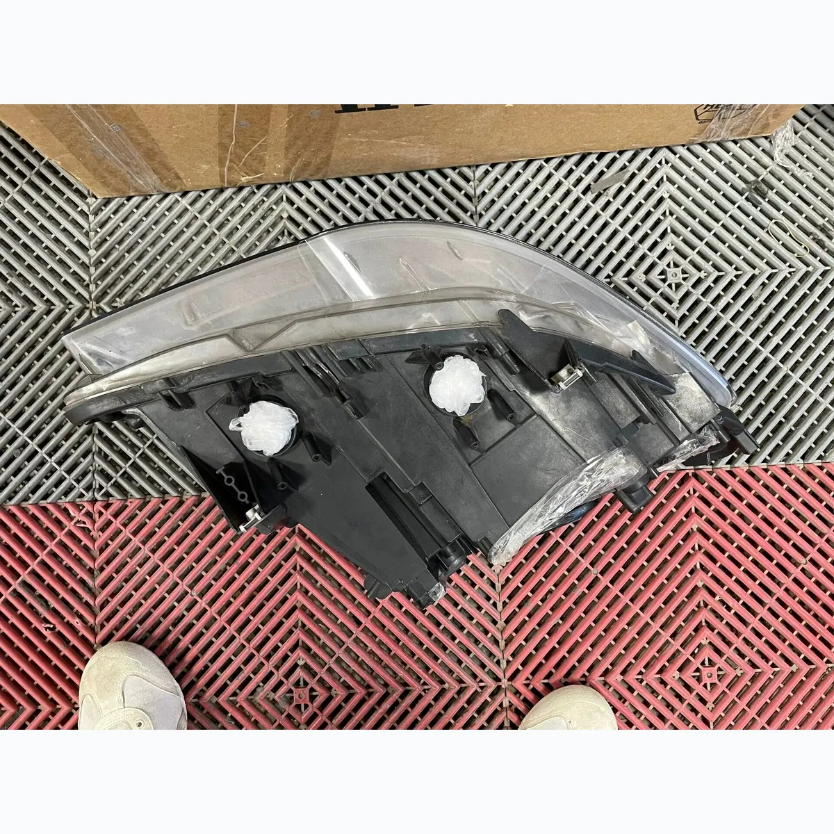 BMW F10 2010-2013 Xenon AFS Headlight Assembly Original Used thumbnail 3