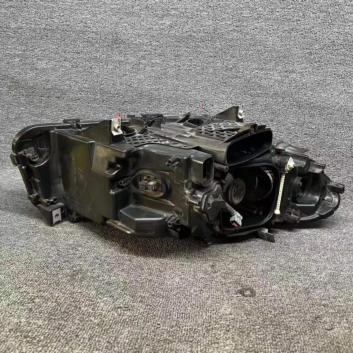 BMW F10 LCI 2014-2017 LED Headlight Assembly Original Used thumbnail 5