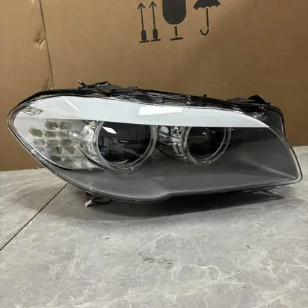 BMW F10 Pre-LCI RH Xenon Headlight Non-AFS Without Modules