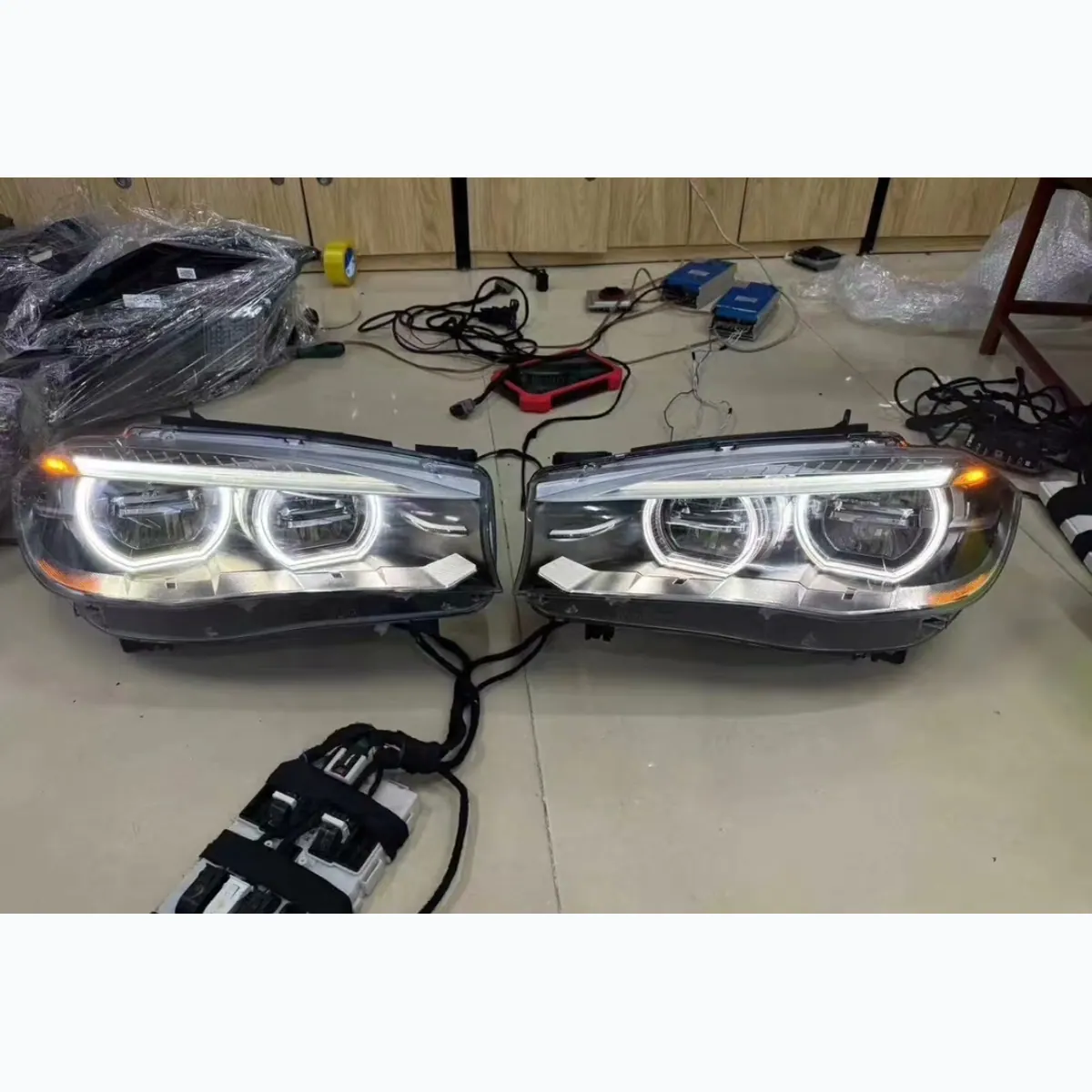 BMW F15 2014-2018 Adaptive LED Headlight Assembly Original Used thumbnail 6