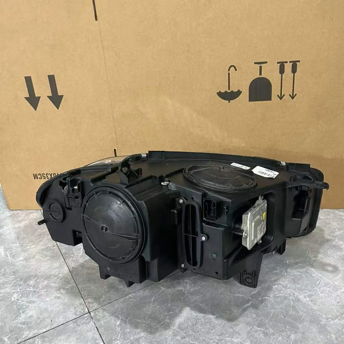 BMW F15 2014-2018 Xenon Headlight Assembly Original Used thumbnail 5