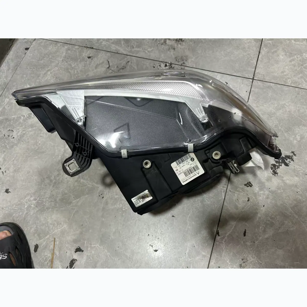 BMW F25 LCI 2015-2017 Xenon Headlight Assembly Original Used thumbnail 3