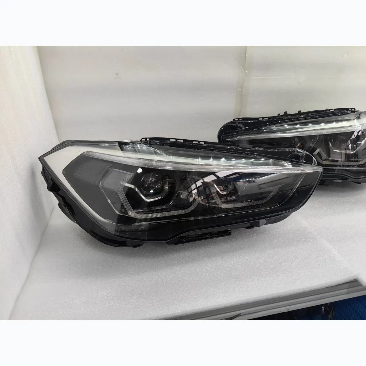 BMW F48 LCI 2020-2022 LED Headlight Assembly Original Used thumbnail 2
