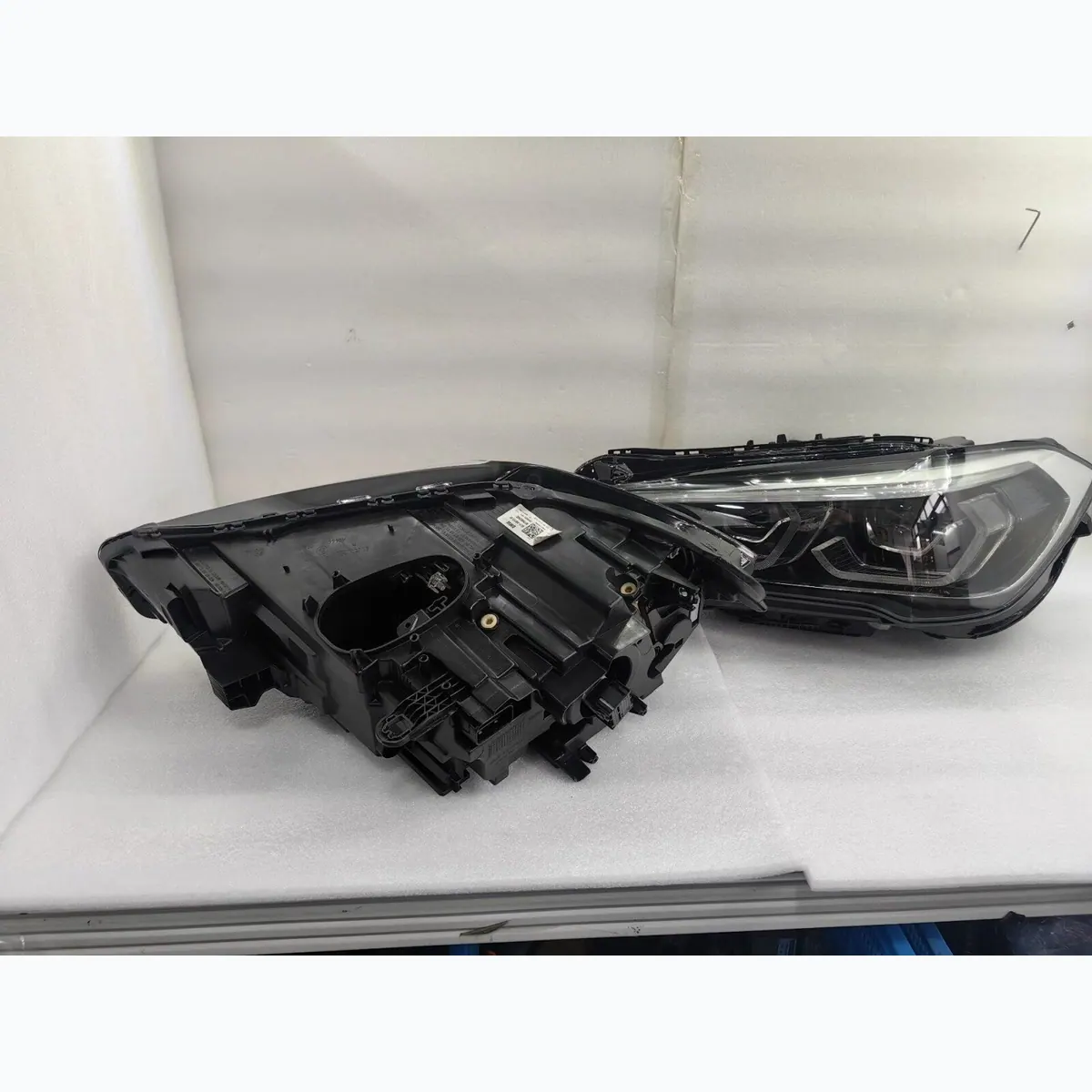 BMW F48 LCI 2020-2022 LED Headlight Assembly Original Used thumbnail 4