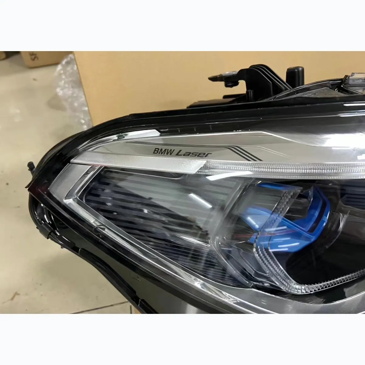 BMW G05 2019-2022 Laser Headlight Assembly Original Used thumbnail 5