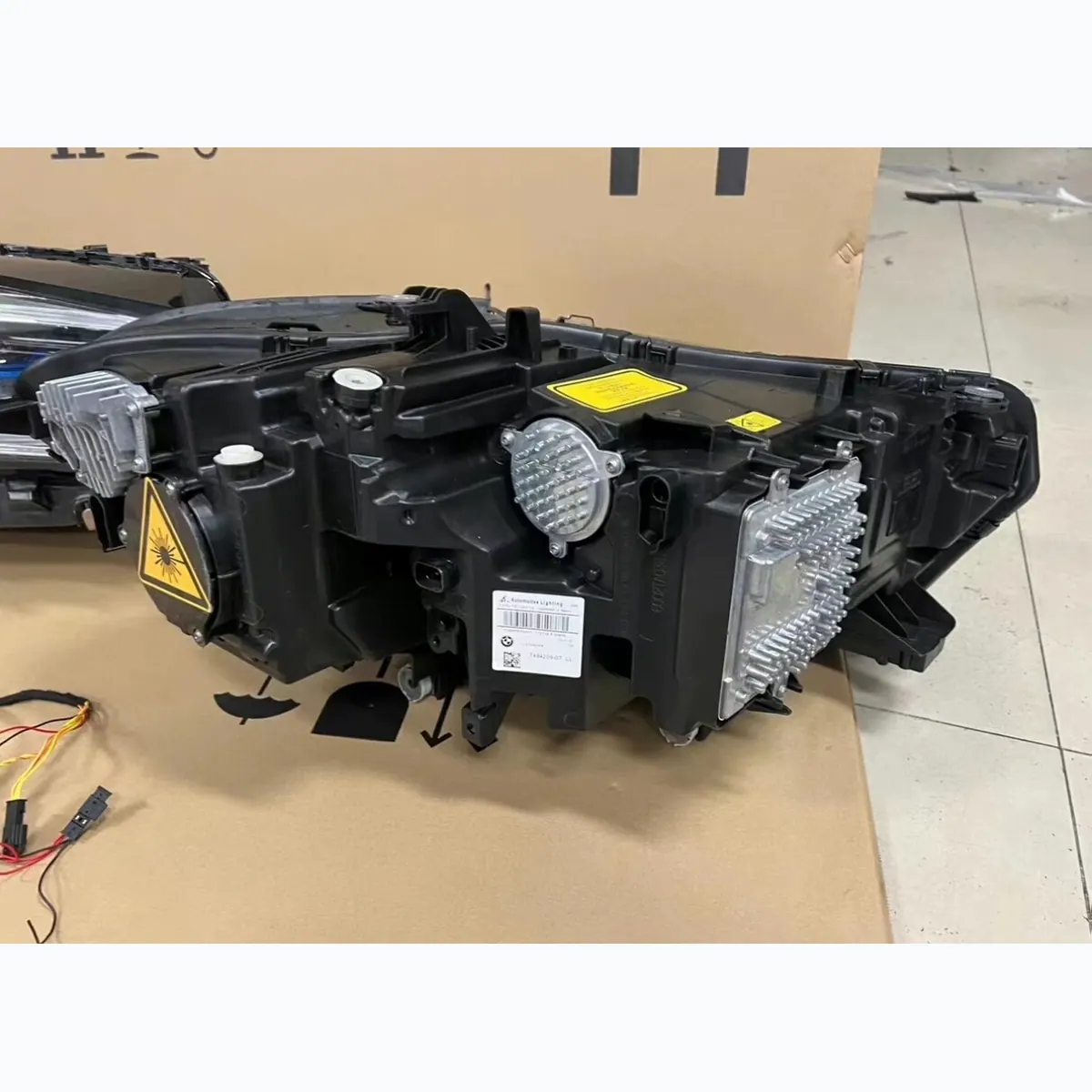 BMW G05 2019-2022 Laser Headlight Assembly Original Used thumbnail 7