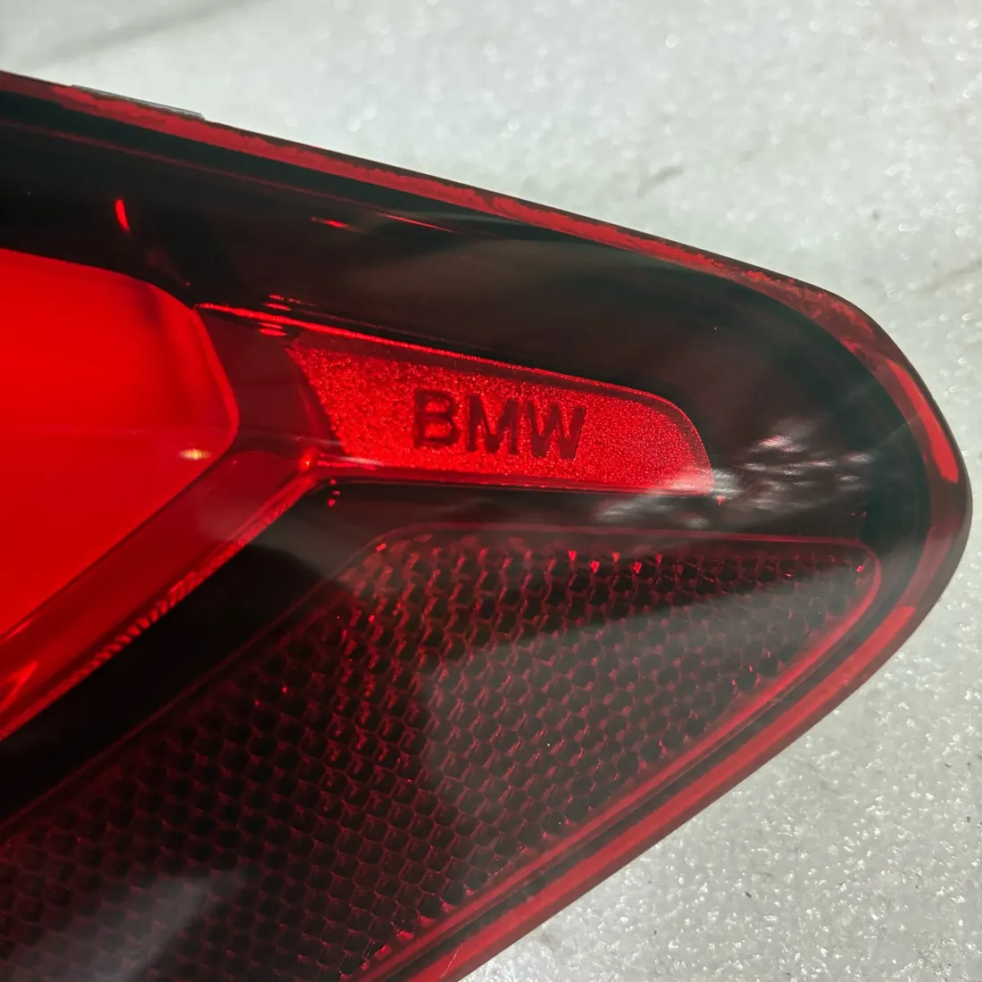 BMW G20/G28 Pre-LCI LED Tail Light Outer Red Insert RH thumbnail 3