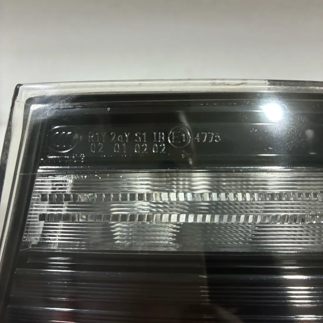 BMW G20/G28 Pre-LCI LED Tail Light Outer Red Insert RH thumbnail 4