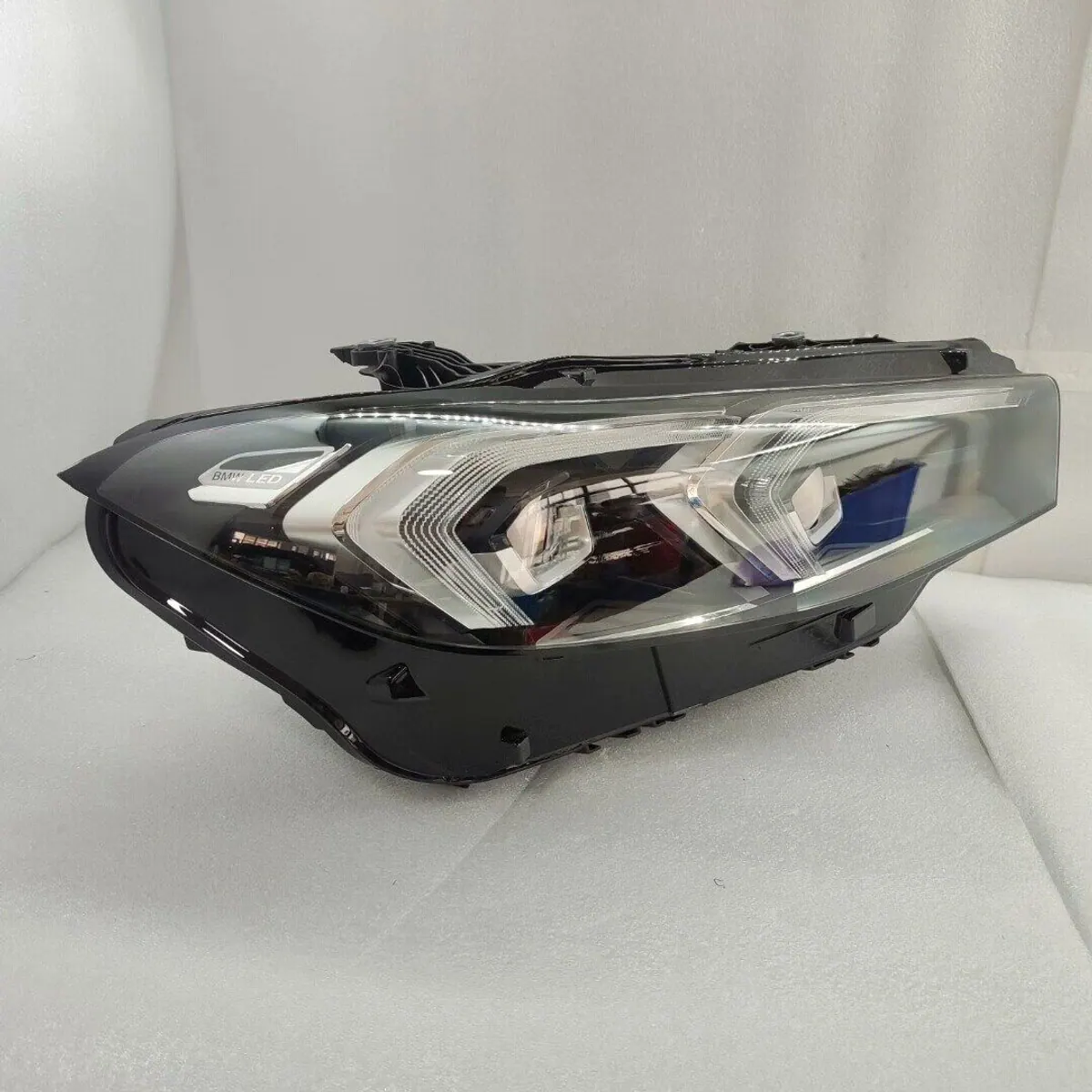 BMW G20 LCI 2023-2024 LED Headlight Assembly Original Used thumbnail 5