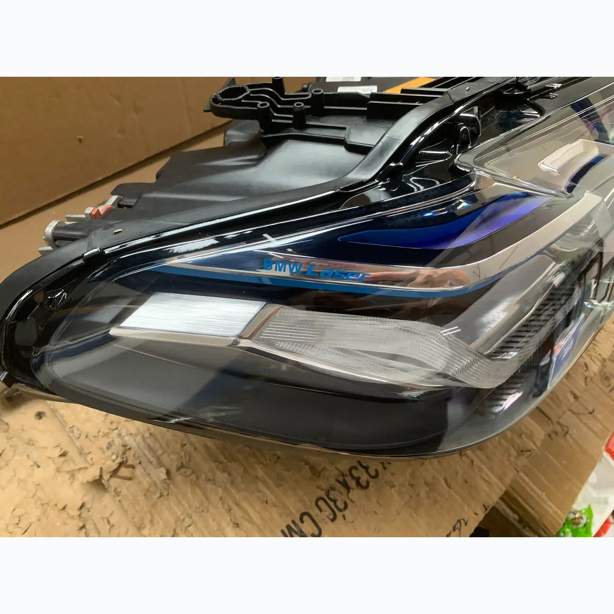 BMW G30 LCI 2021-2023 Laser Headlight Assembly Original Used thumbnail 2