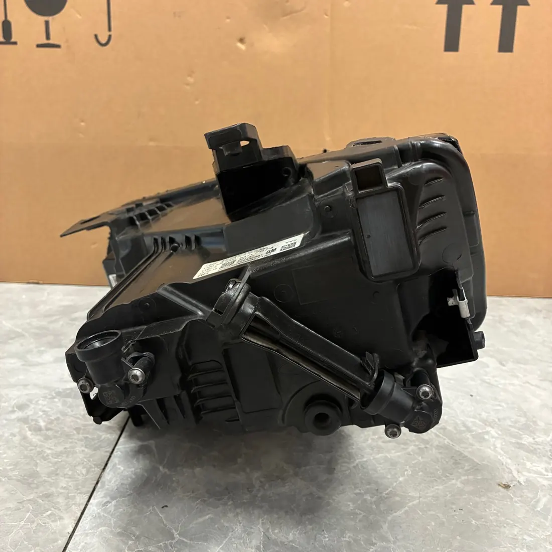 Cadillac XT6 RH LED Headlight 84717674 Without Modules thumbnail 5