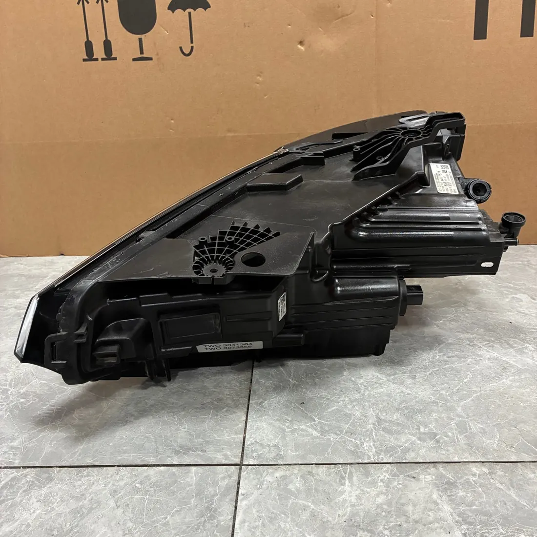 Cadillac XT6 RH LED Headlight 84717674 Without Modules thumbnail 6