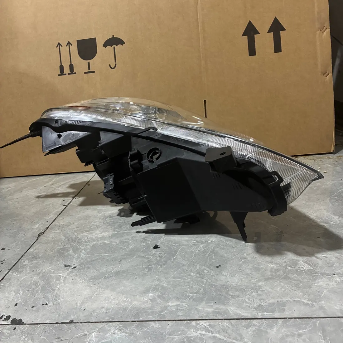 Infiniti EX25 LH Headlight Without Modules thumbnail 3