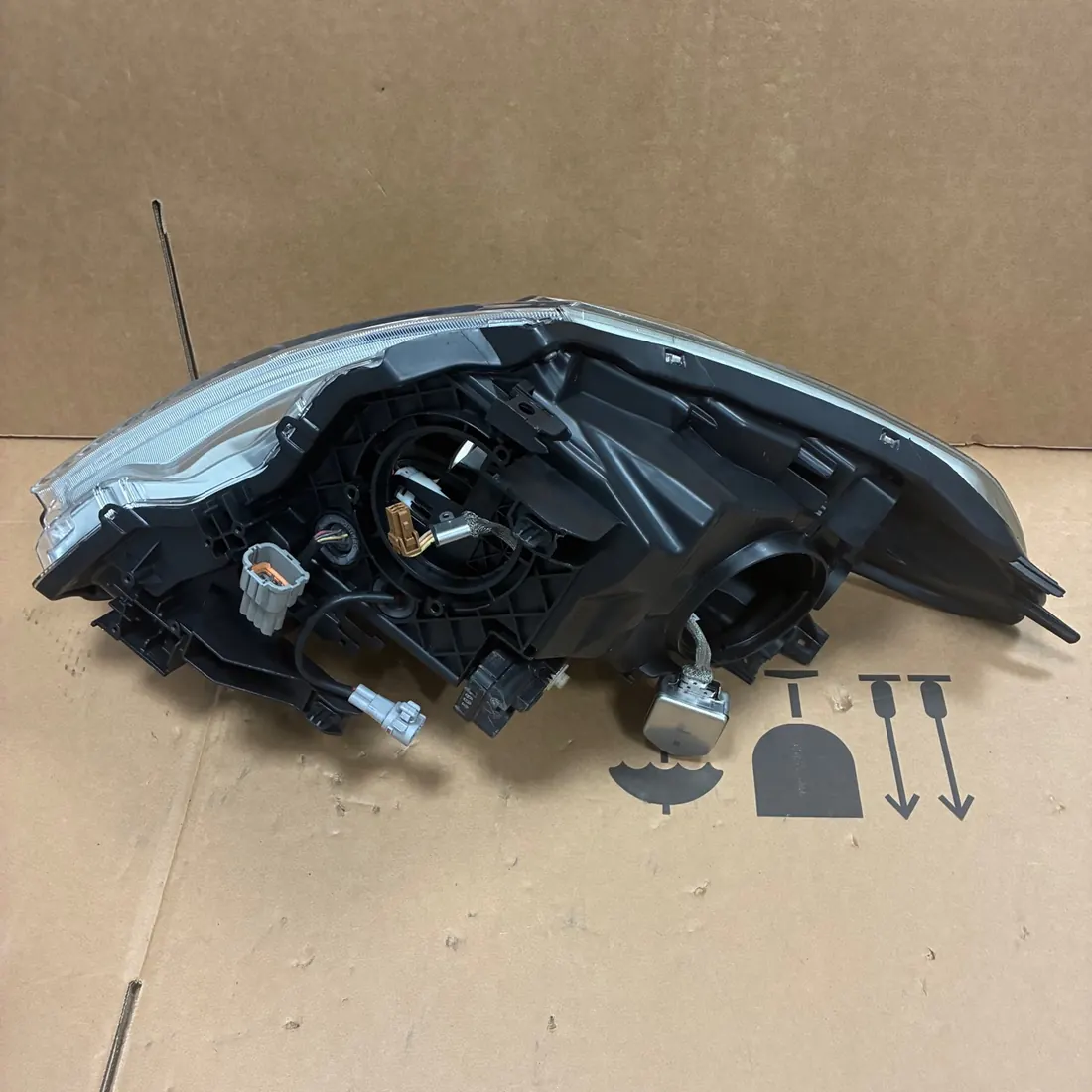 Infiniti G25 LH Headlight Without Modules thumbnail 5