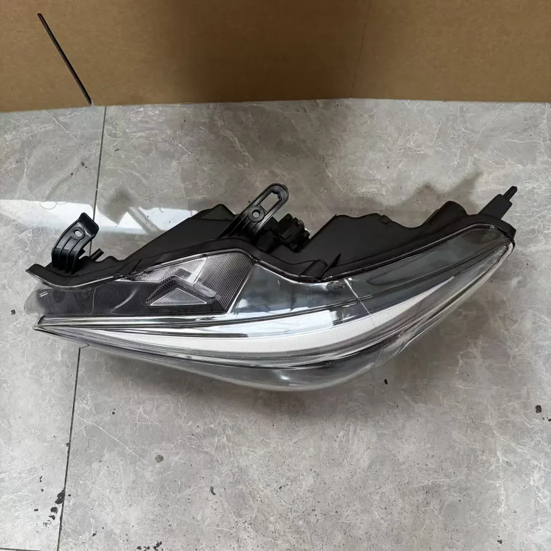 Infiniti Q50 Q50L V37 2014-2017 LH Full LED AFS Adaptive Headlight Assembly thumbnail 2