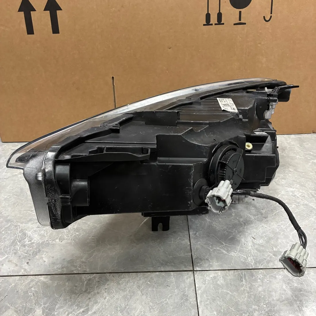 Infiniti QX30 RH Headlight 26010-5DA5B With Modules thumbnail 5