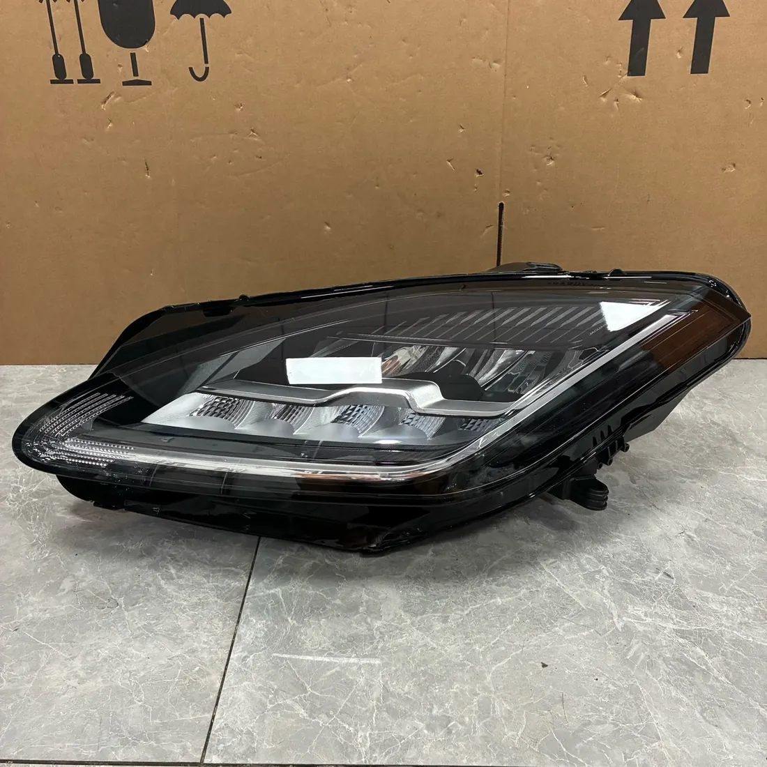 Jaguar E-Pace X540 2021-2024 Facelift LED Headlight with Modules LH thumbnail 2