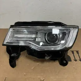 Jeep Grand Cherokee WK2 2014-2015 Left Bi-Xenon Headlight 68144709AF Valeo thumbnail 1