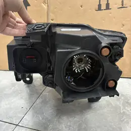 Jeep Grand Cherokee WK2 Right AFS Bi-Xenon Headlight 68111034AM Valeo thumbnail 7