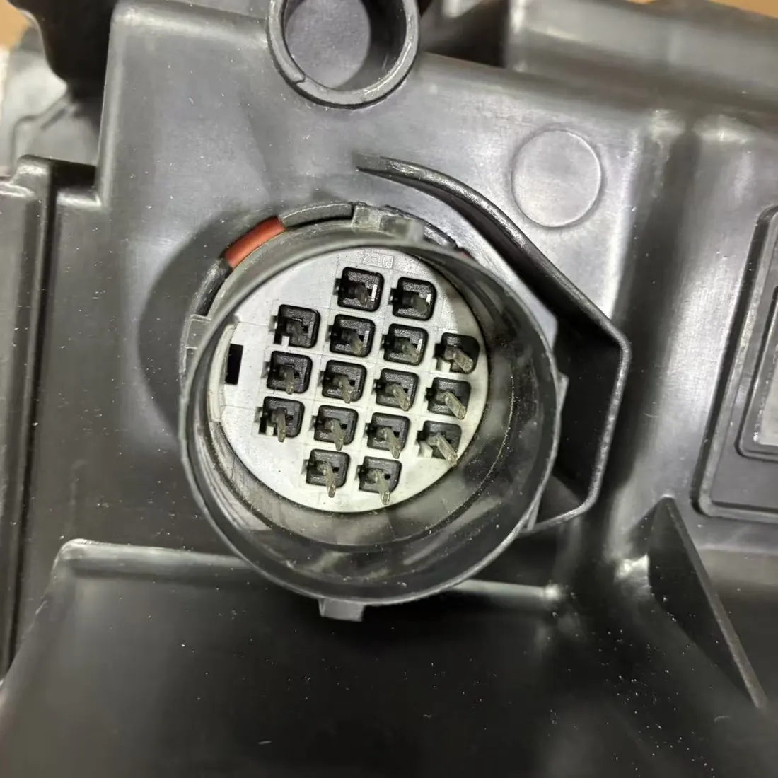 Land Rover Range Rover L405 2013-2017 Pre-Facelift RH Adaptive Bi-Xenon AFS Headlight CK52-13W029-KE Original Used thumbnail 7