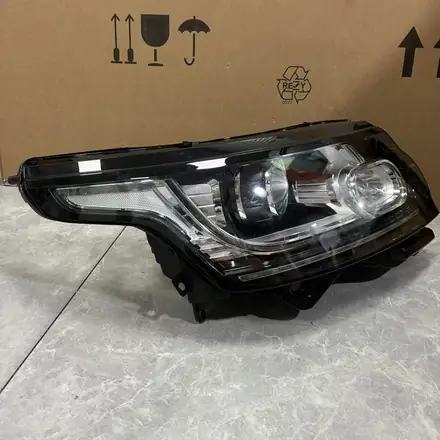 Land Rover Range Rover L405 2013-2017 Pre-Facelift RH Adaptive Bi-Xenon AFS Headlight CK52-13W029-KE Original Used