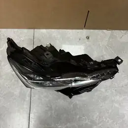 Lexus IS300 XE30 2017-2020 Right Triple-Beam Full LED Headlight Assembly thumbnail 2