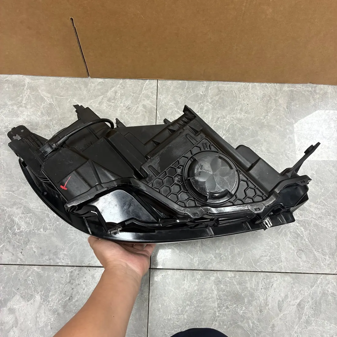 Lincoln Corsair LH Headlight LJ79-13E015-AG Without Modules thumbnail 6