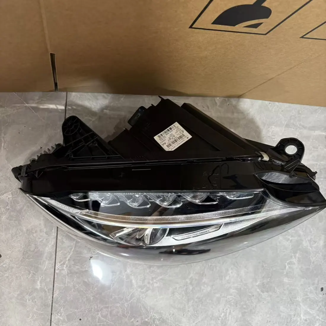 Mercedes-Benz C-Class W205 Pre-Facelift Right LED High Performance Headlight A2059067403 thumbnail 7