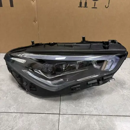 Mercedes-Benz CLA C118 X118 Facelift Right Multibeam LED Headlight A1189063201