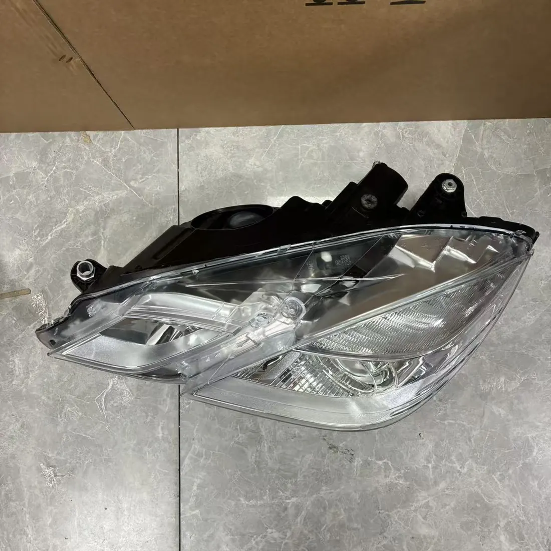 Mercedes-Benz E-Class W212 S212 2010-2013 Bi-Xenon ILS AFS Headlight LH Original Used thumbnail 5