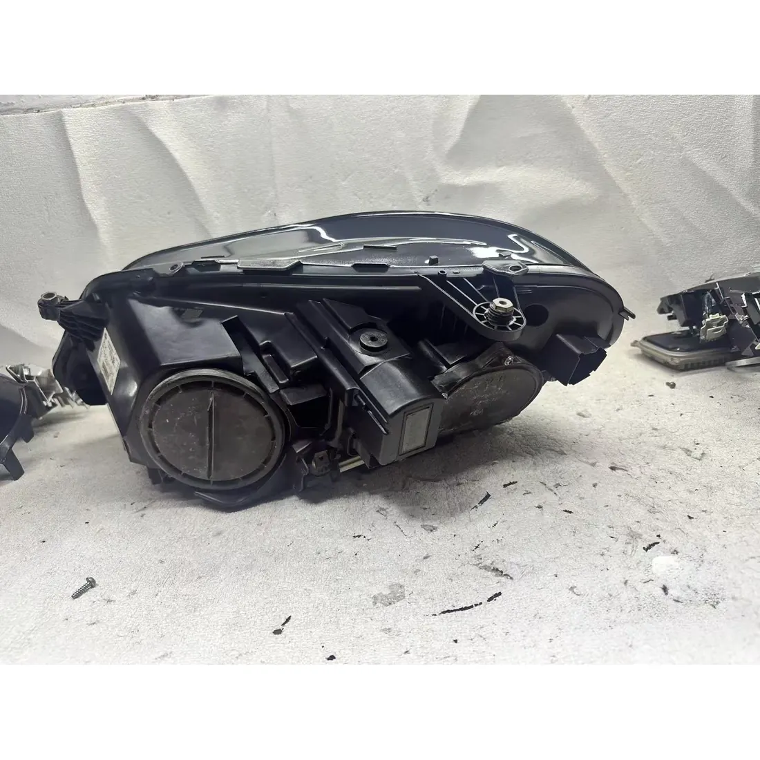 Mercedes-Benz E-Class W212 S212 Facelift Right LED Headlight A2128202439 1EX011066-56 Original Used thumbnail 6