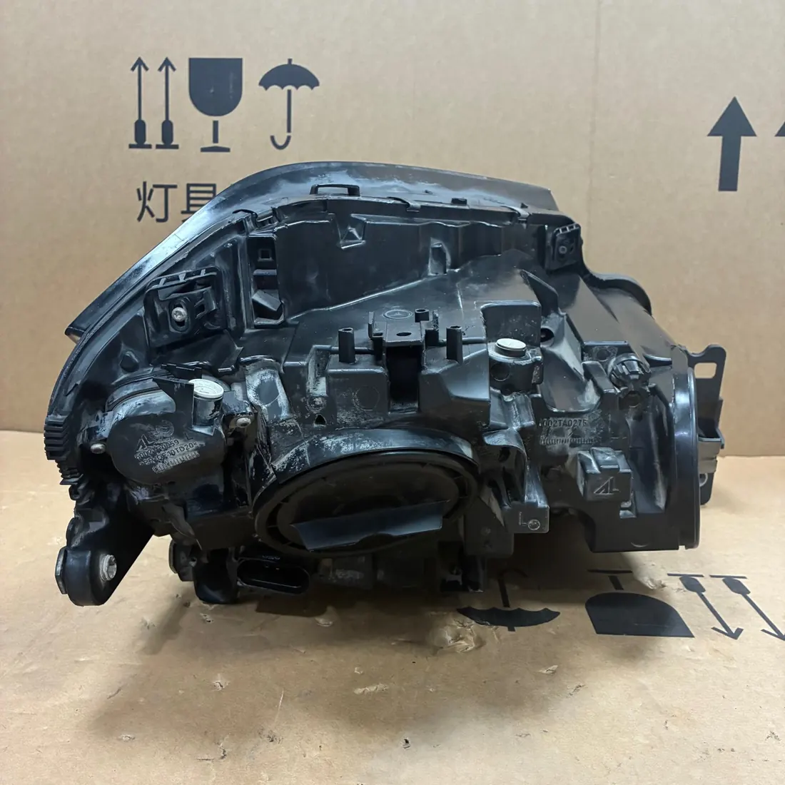 Mercedes-Benz GLS X166 Facelift 2017-2019 LH Halogen Headlight Without Modules A1668209559 thumbnail 5