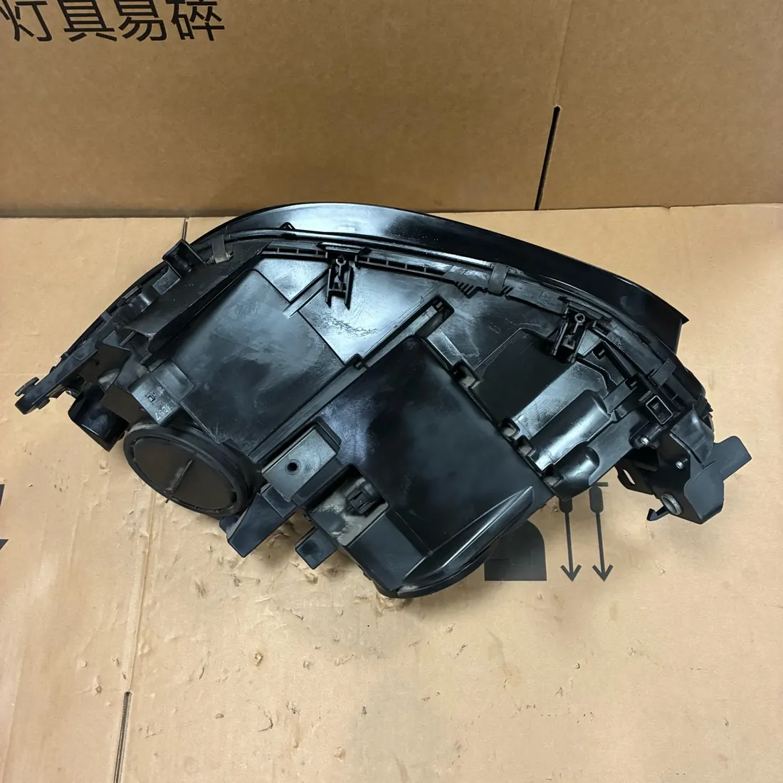 Mercedes-Benz GLS X166 Facelift 2017-2019 RH Halogen Headlight Without Modules A1668209659 thumbnail 7
