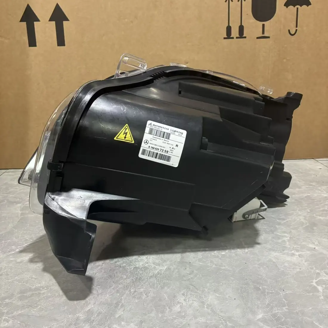 Mercedes-Benz W166 RH Xenon ILS Headlight A1668207359 Without Modules thumbnail 4