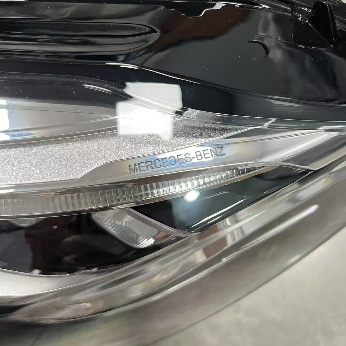 Mercedes-Benz W205 LED Headlight Assembly thumbnail 5