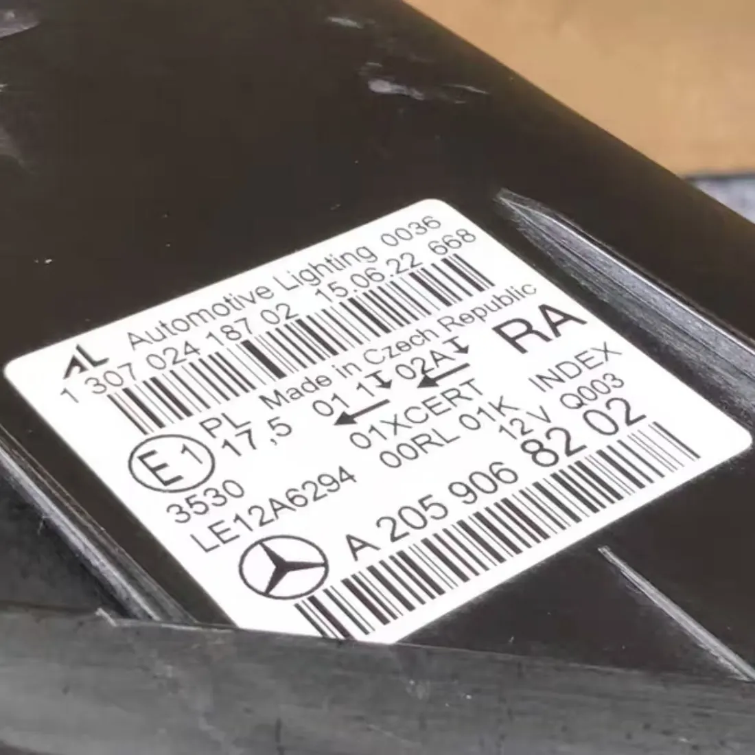 Mercedes-Benz W205 Pre-Facelift RH LED ILS Headlight A2059068202 Without Modules thumbnail 8