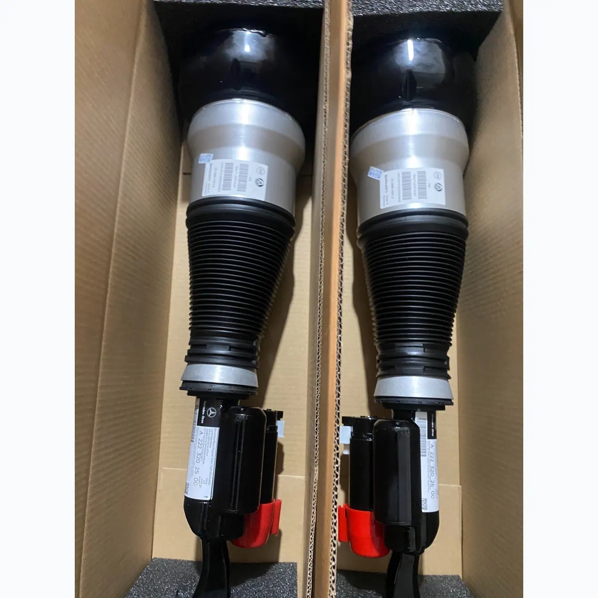 Mercedes-Benz W222 4MATIC Front Air Suspension Shock Absorber Original Refurbished thumbnail 7