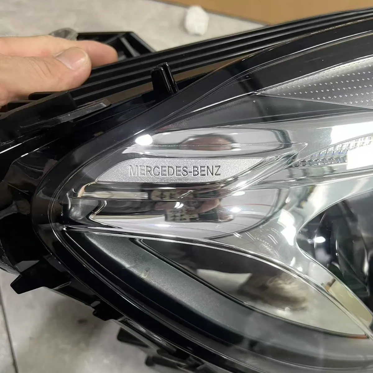 Mercedes-Benz W253 Headlight Assembly thumbnail 5