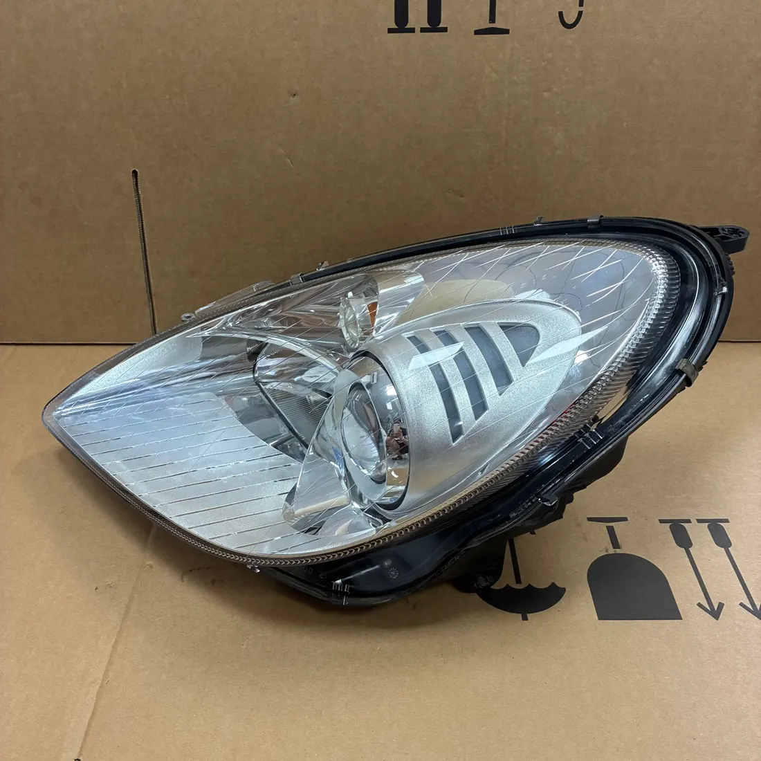 Mercedes SLK R171 Facelift Left Bi-Xenon Headlight A1718203761KZ HELLA thumbnail 2