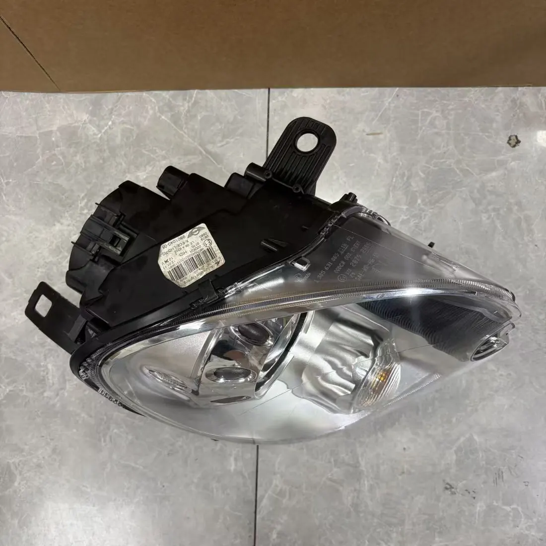 MINI Countryman R60 2010-2016 RH Bi-Xenon HID Non-AFS Headlight Assembly thumbnail 7