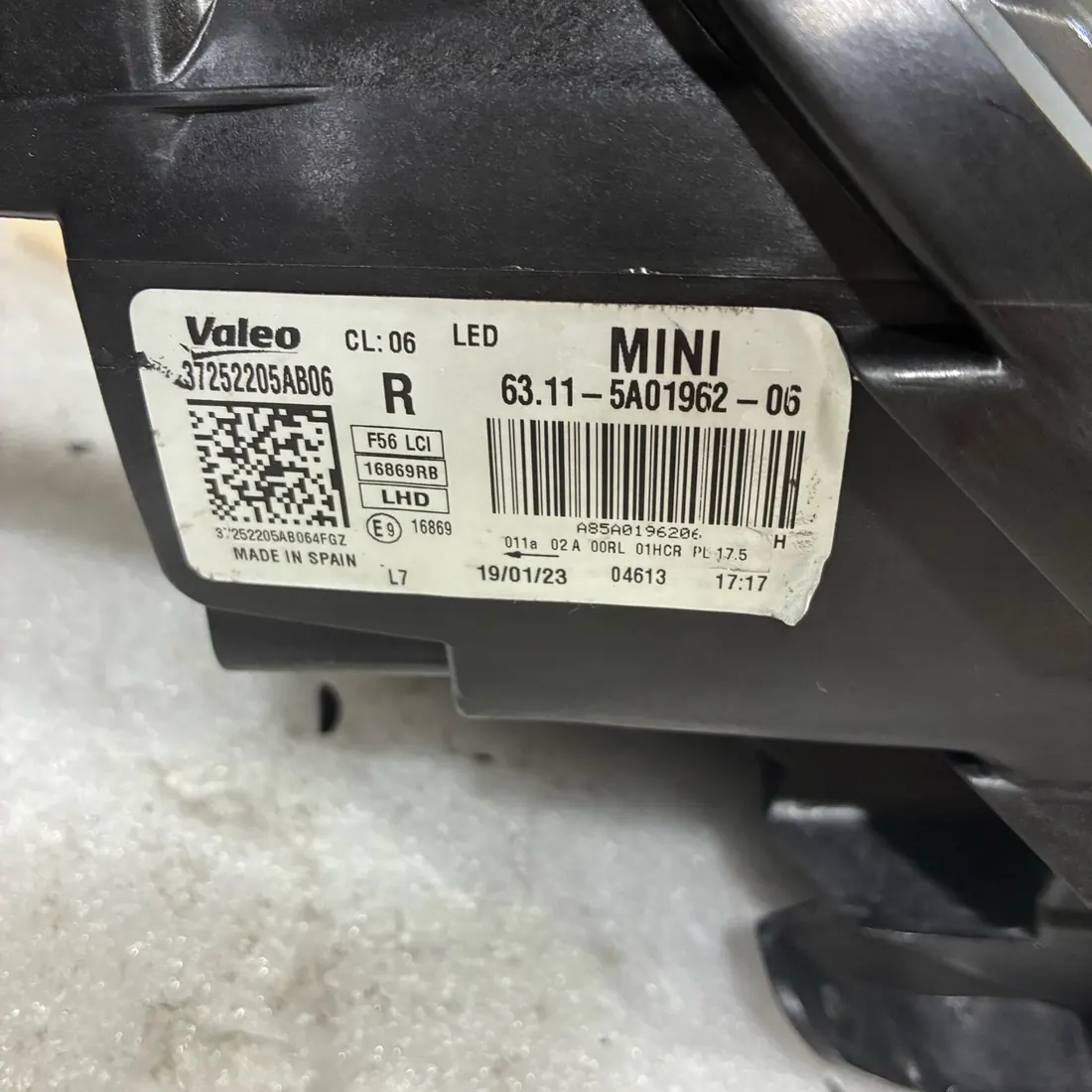 MINI F56 LCI LED Headlight No Modules RH thumbnail 5