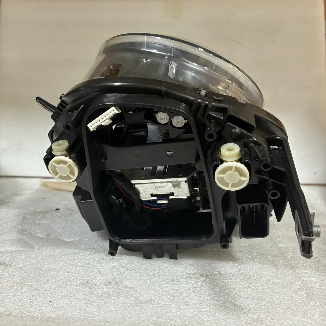 MINI F56 LCI LED Headlight No Modules RH thumbnail 7